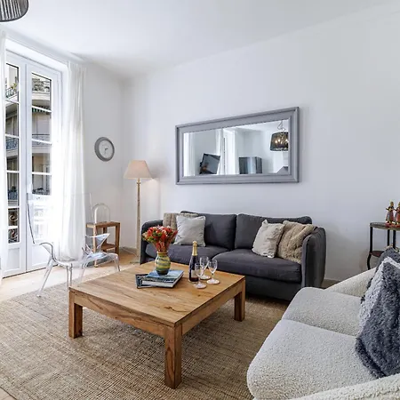 Wide & 3 Bdr - Ac & Balcony Appartamento Nizza