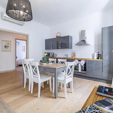 Wide & 3 Bdr - Ac & Balcony Appartamento Nizza