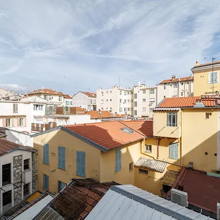 Wide&central 3 Bdr - Ac&balcony Apartamento Niza